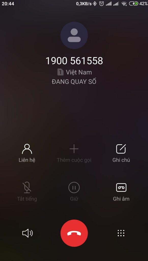 Liên hệ trực tiếp với tổng đài hỗ trợ của Zalo